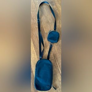 Lululemon Crossbody Bag ~ With AirPod Case ~